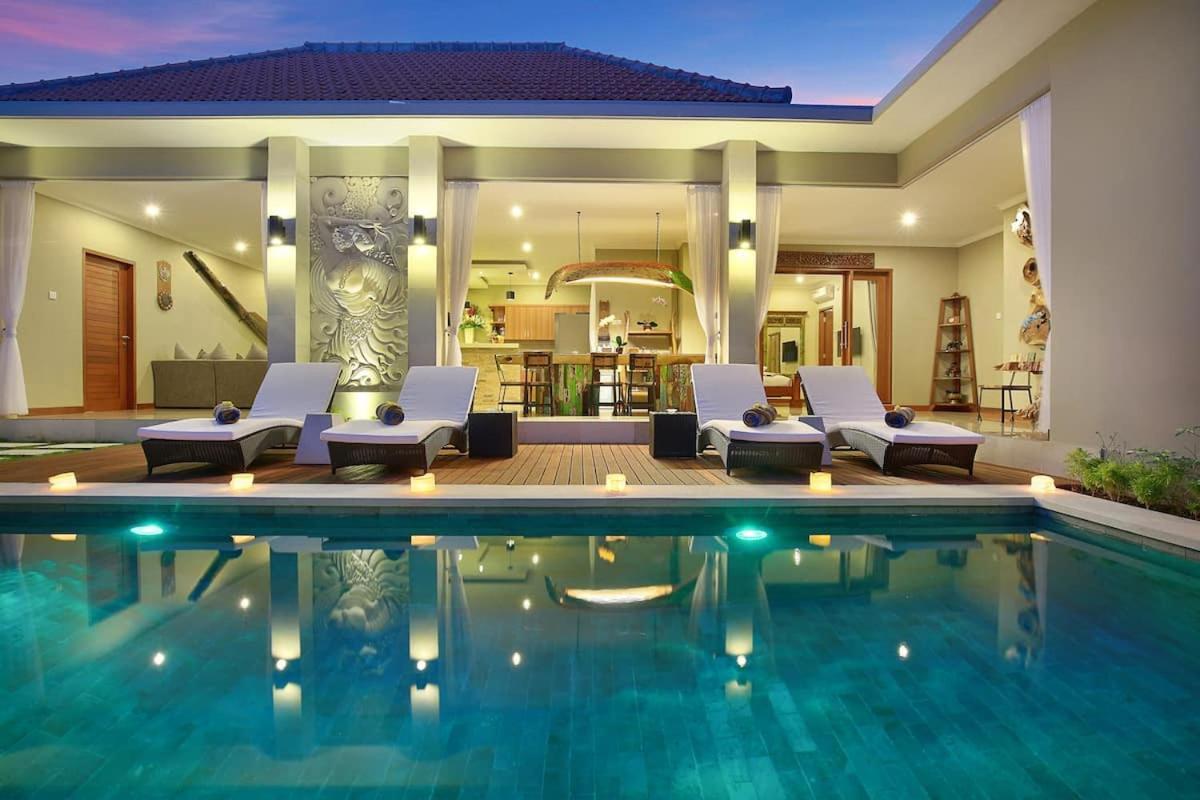 Kae Villa Anggrek 塞米亚克 外观 照片